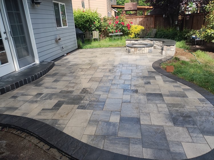 concrete sand paver patio in Wilsonville oregon